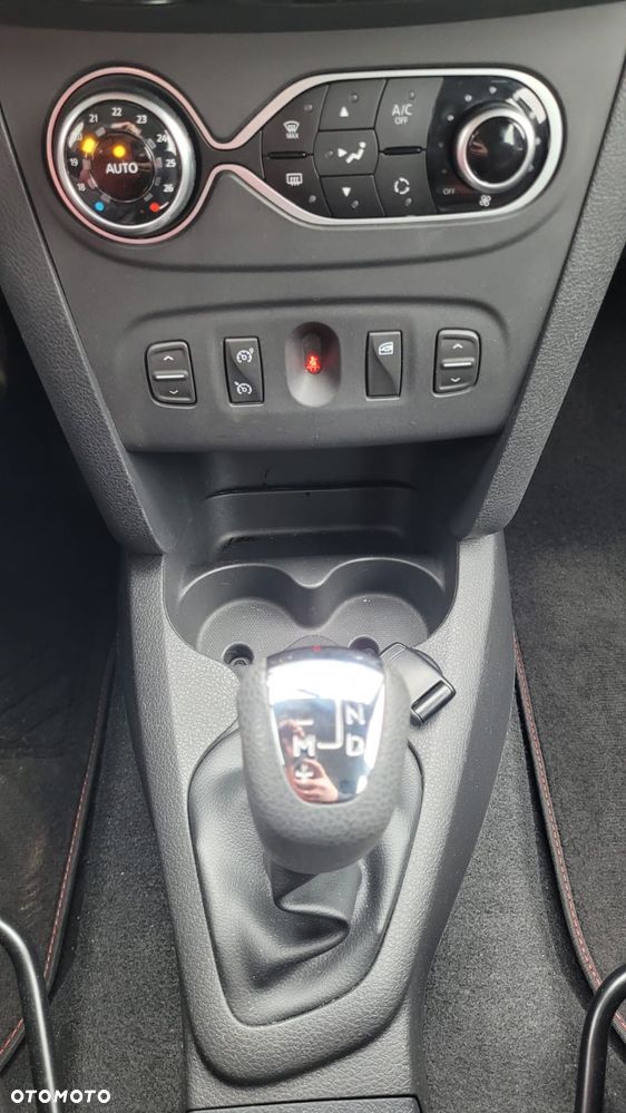 Dacia Logan TCe 90 S&S Easy-R Stepway - 16