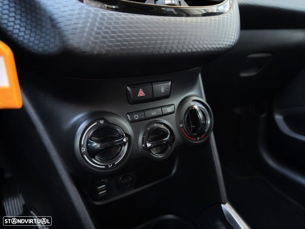 Peugeot 2008 1.2 PureTech Active - 18
