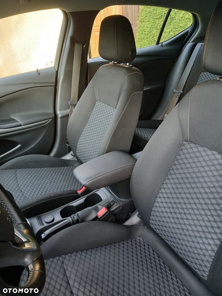 Opel Astra 1.4 T Enjoy - 9