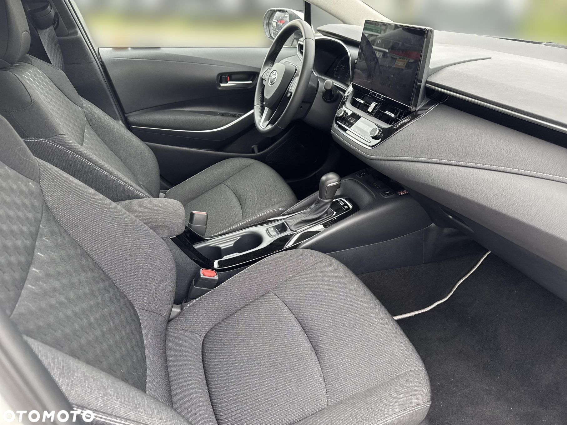 Toyota Corolla 1.8 Hybrid Style - 9
