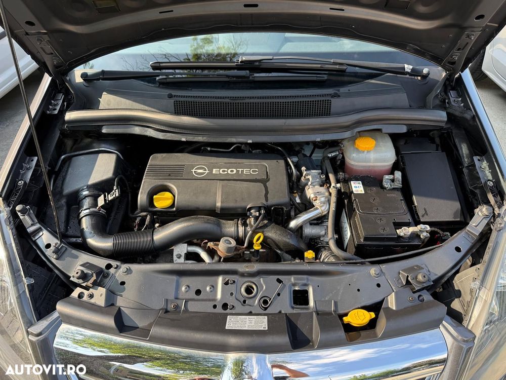 Opel Zafira - 11