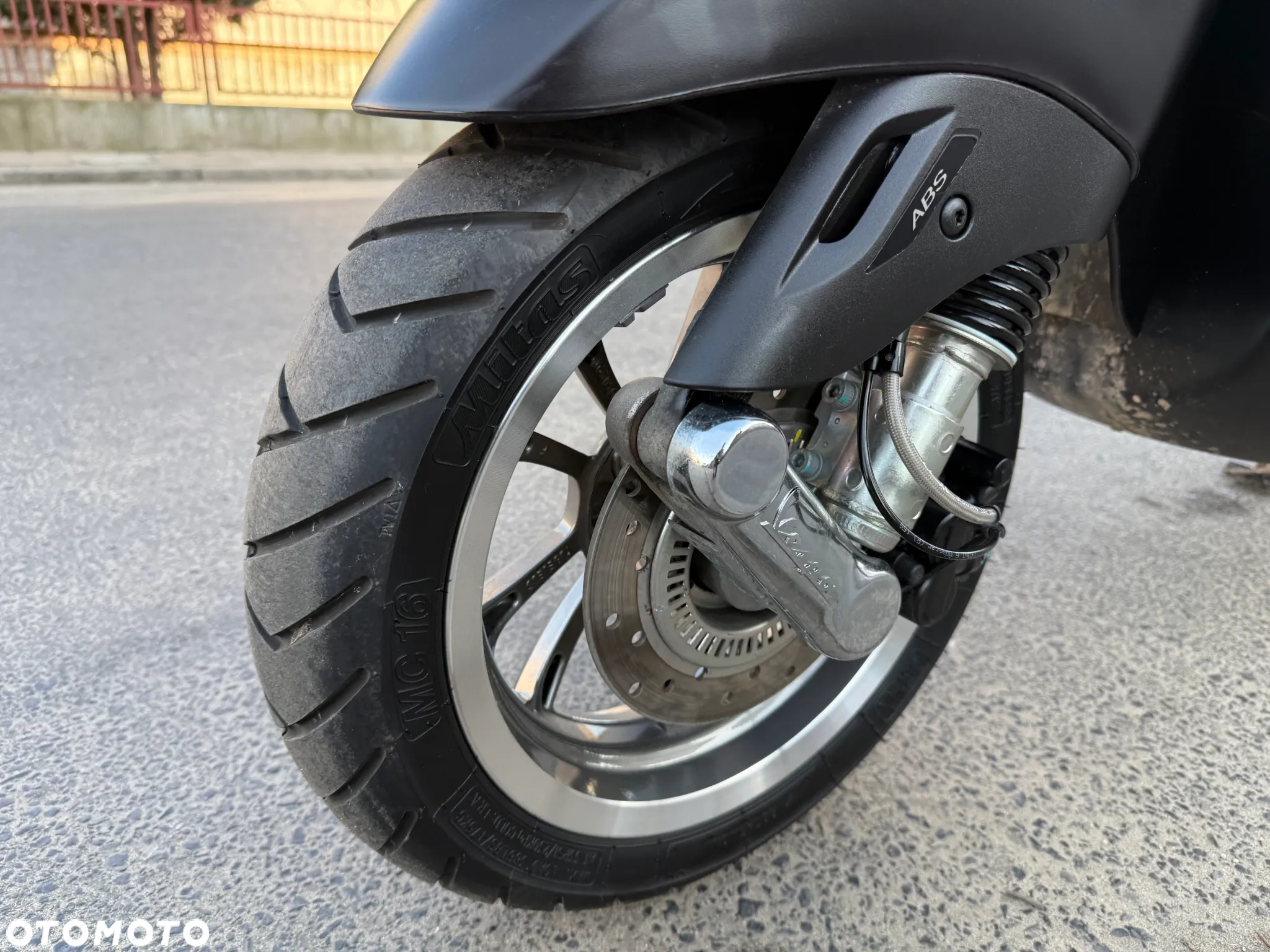 Piaggio Vespa - 15