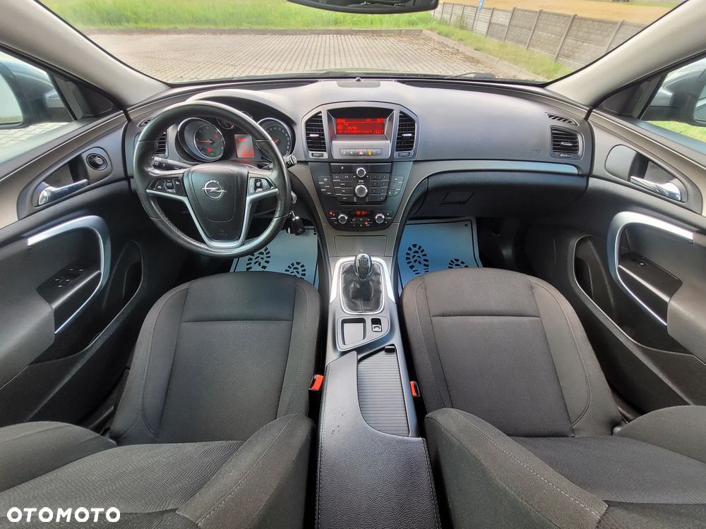 Opel Insignia - 21