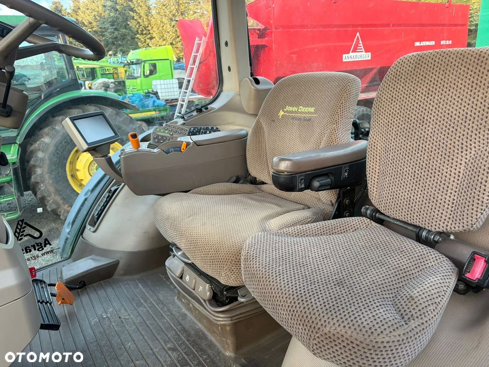 John Deere 8285R - 23