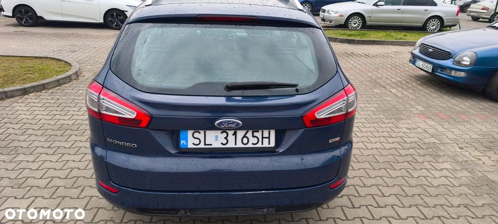 Ford Mondeo 2.0 TDCi Ambiente - 6