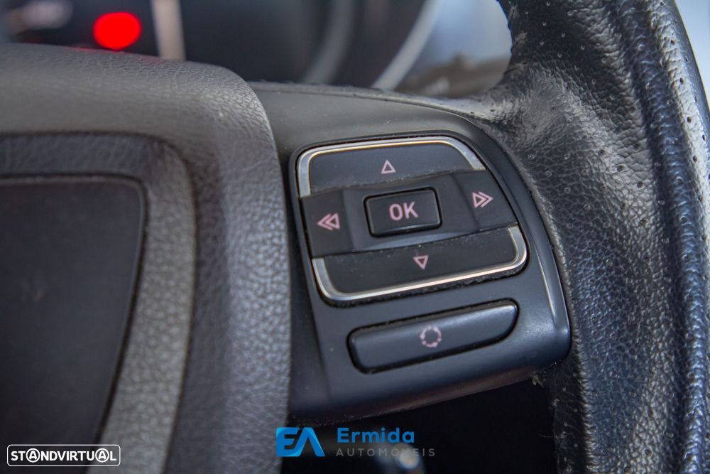 SEAT Leon 2.0 TDI Sport DPF - 40