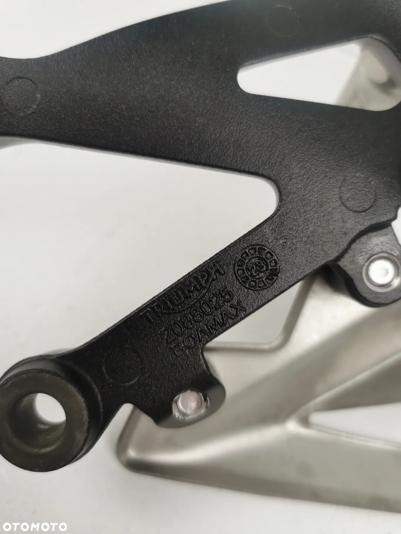 Triumph Street Triple 765RS set kierowcy podnóżek lewy przód 23- - 10