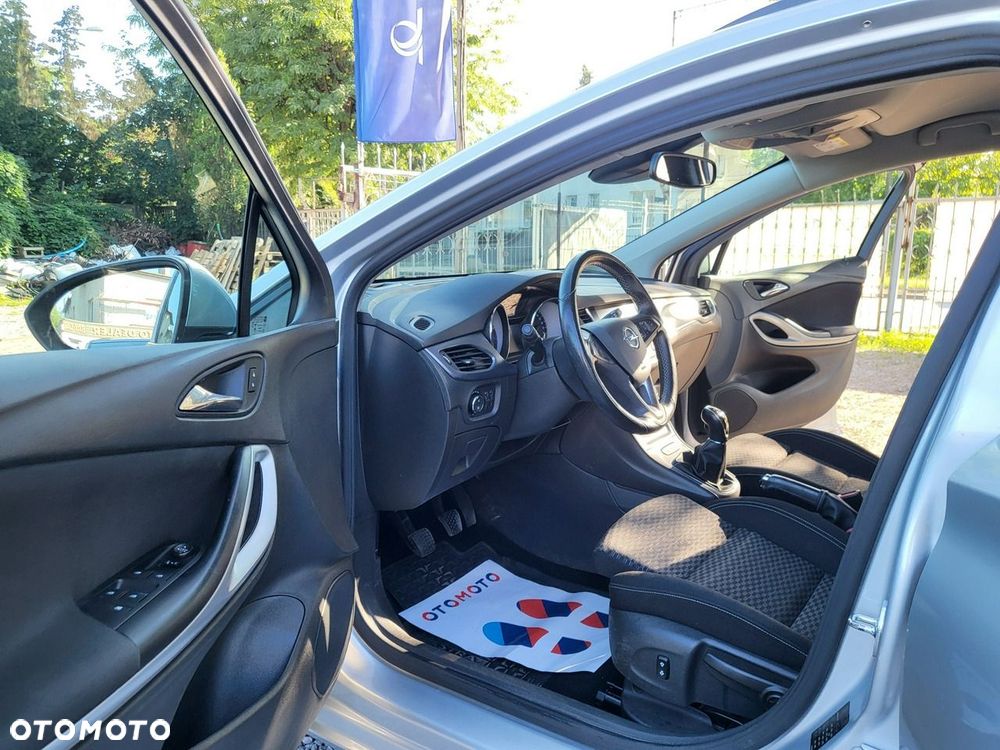 Opel Astra - 14