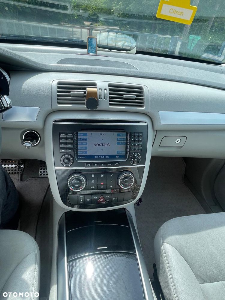 Mercedes-Benz Klasa R 320 CDI 4-Matic - 21