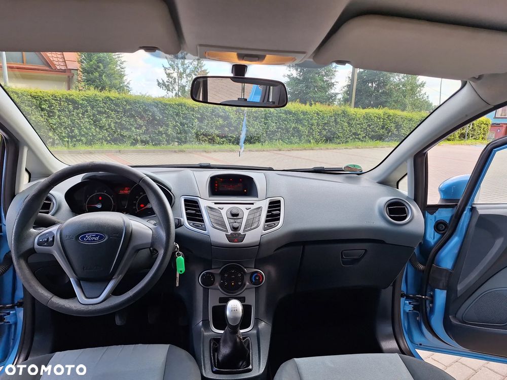 Ford Fiesta 1.25 Titanium - 32