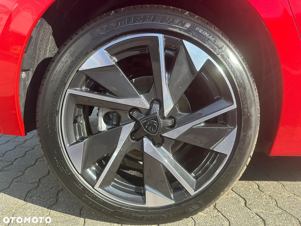 Peugeot 308 1.2 mHEV Allure S&S e-DCS6 - 11