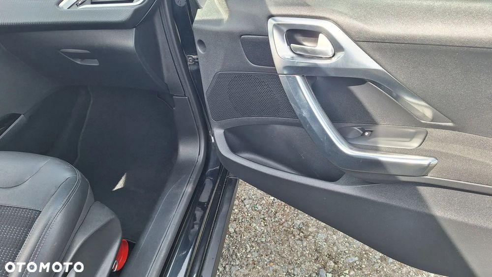 Peugeot 2008 1.2 Pure Tech Active EU6 - 18