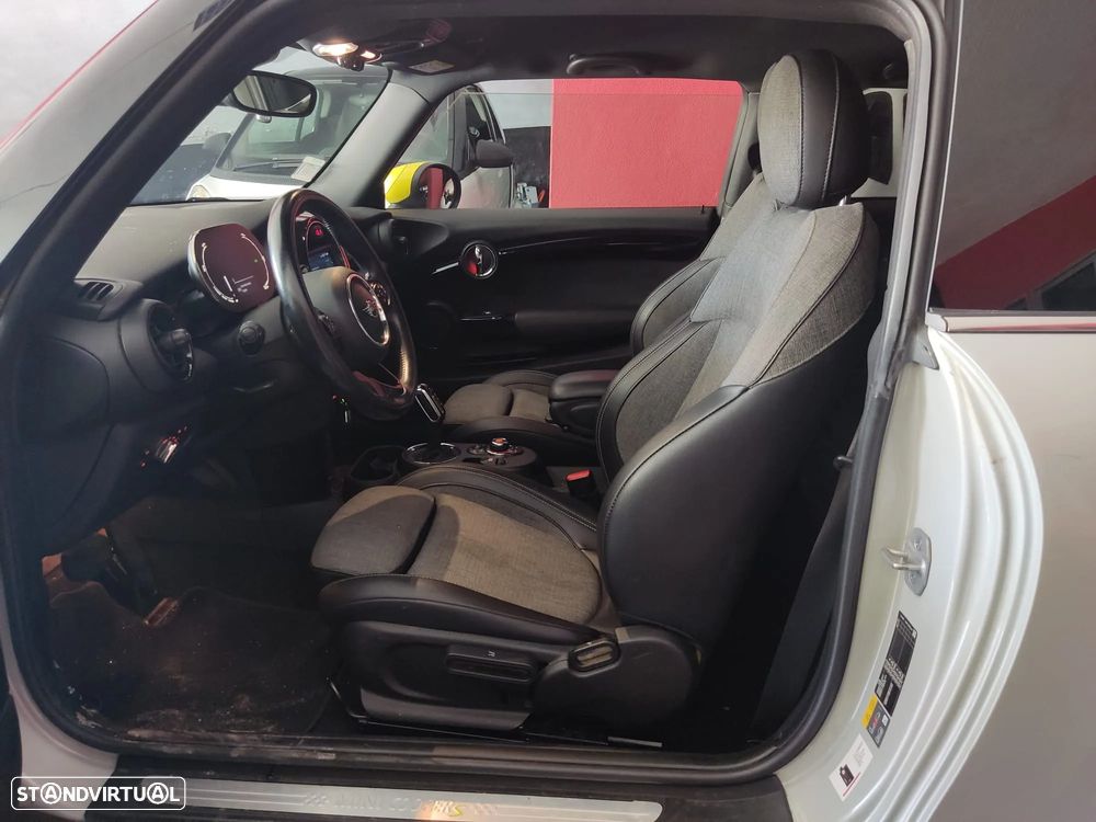 MINI 3 Portas Cooper SE - 13