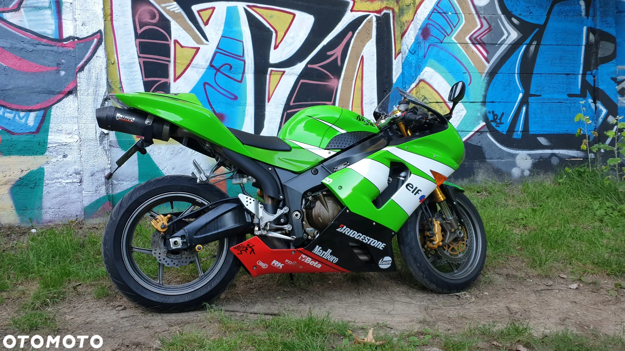 Kawasaki ZX - 2