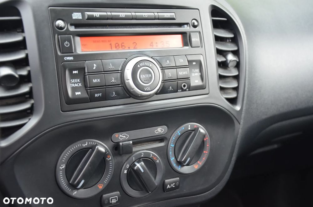 Nissan Juke 1.6 Visia Plus - 24