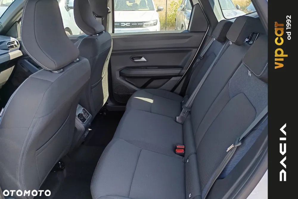 Dacia Bigster 1.2 TCe Hybrid-G 150 Expression 4x4 - 10