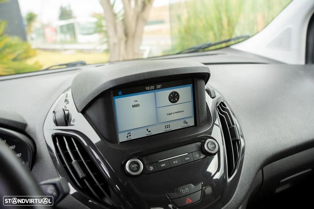 Ford Tourneo Courier 1.0 EcoBoost Ambiente - 11