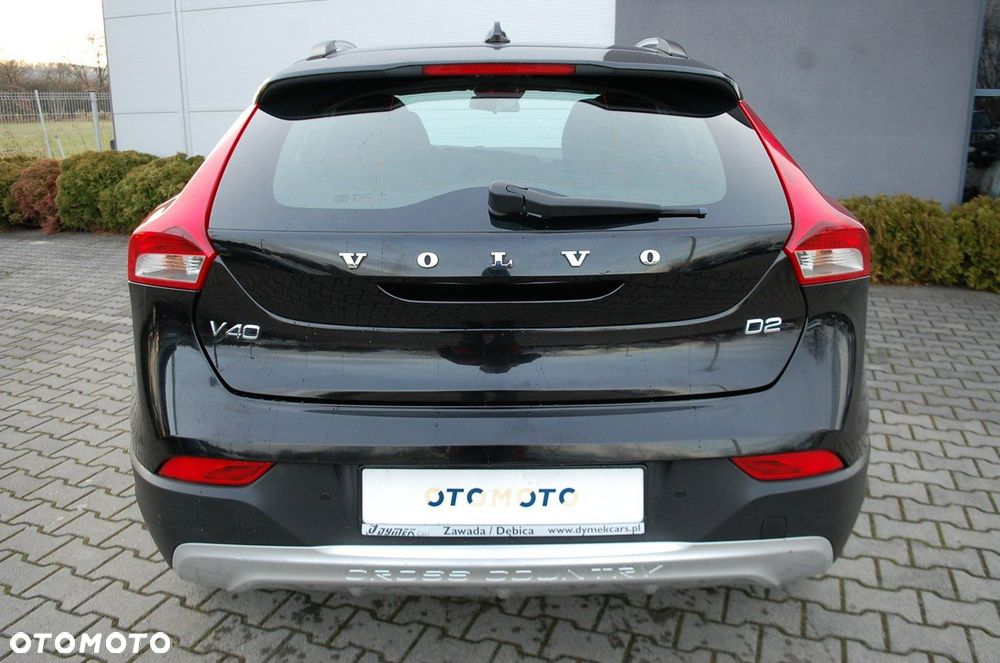 Volvo V40 Cross Country - 13