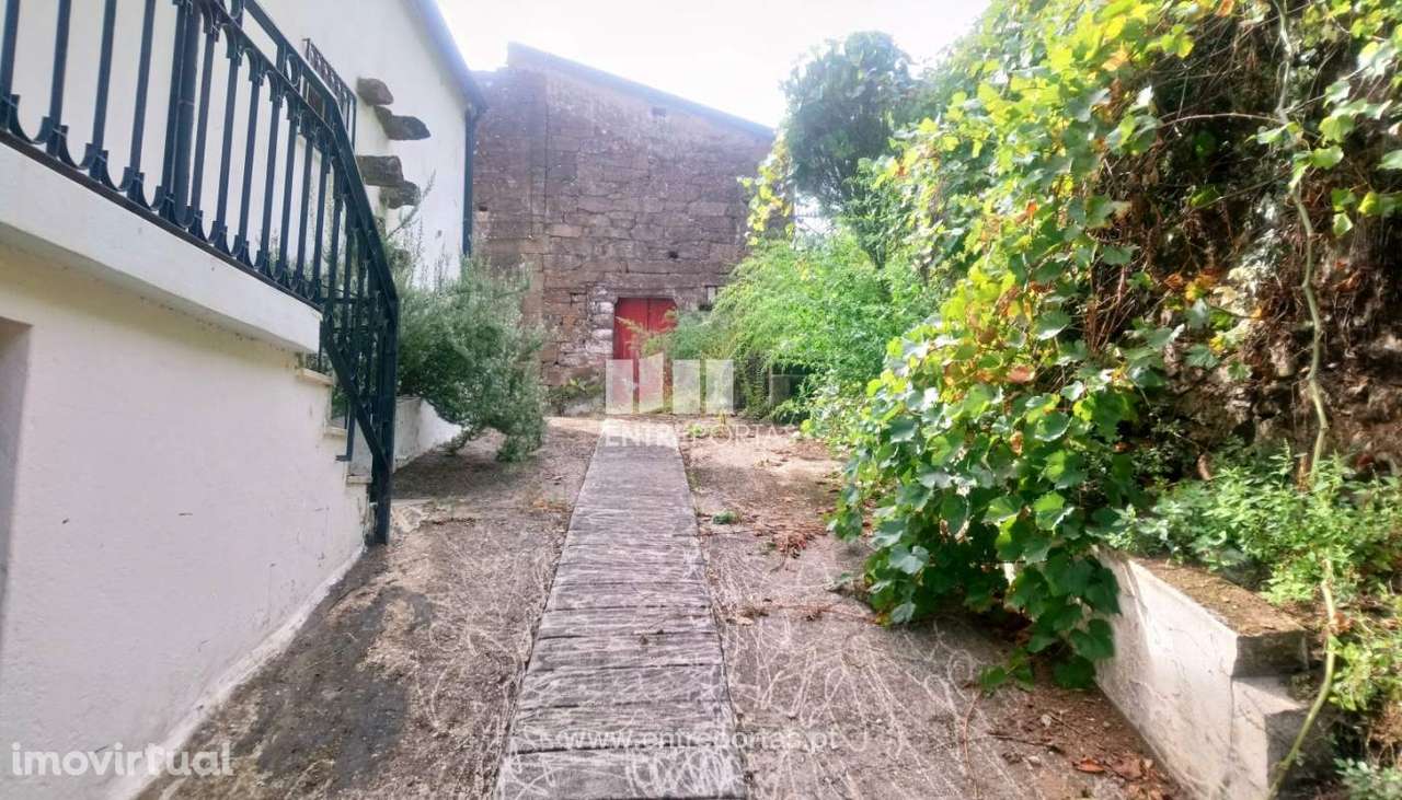 Venda Moradia de pedra para restauro, Gestaçô, Baião - Grande imagem: 3/31