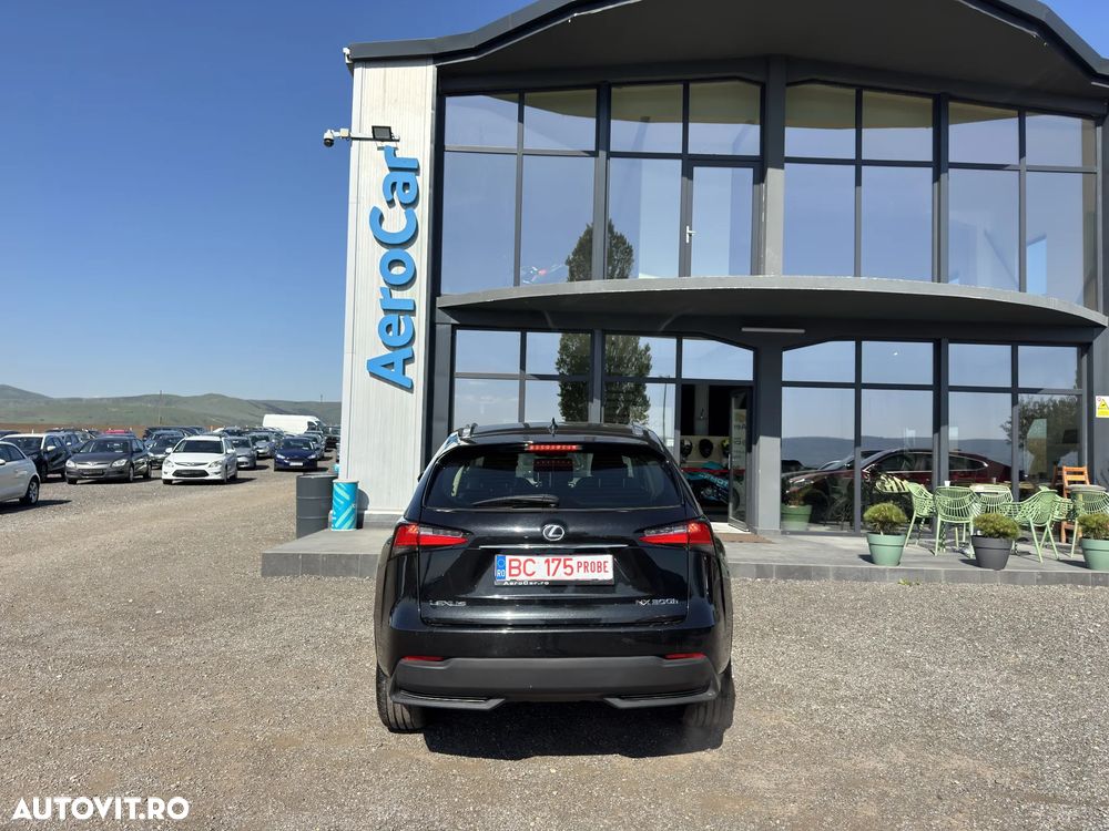 Lexus Seria NX 300h - 8