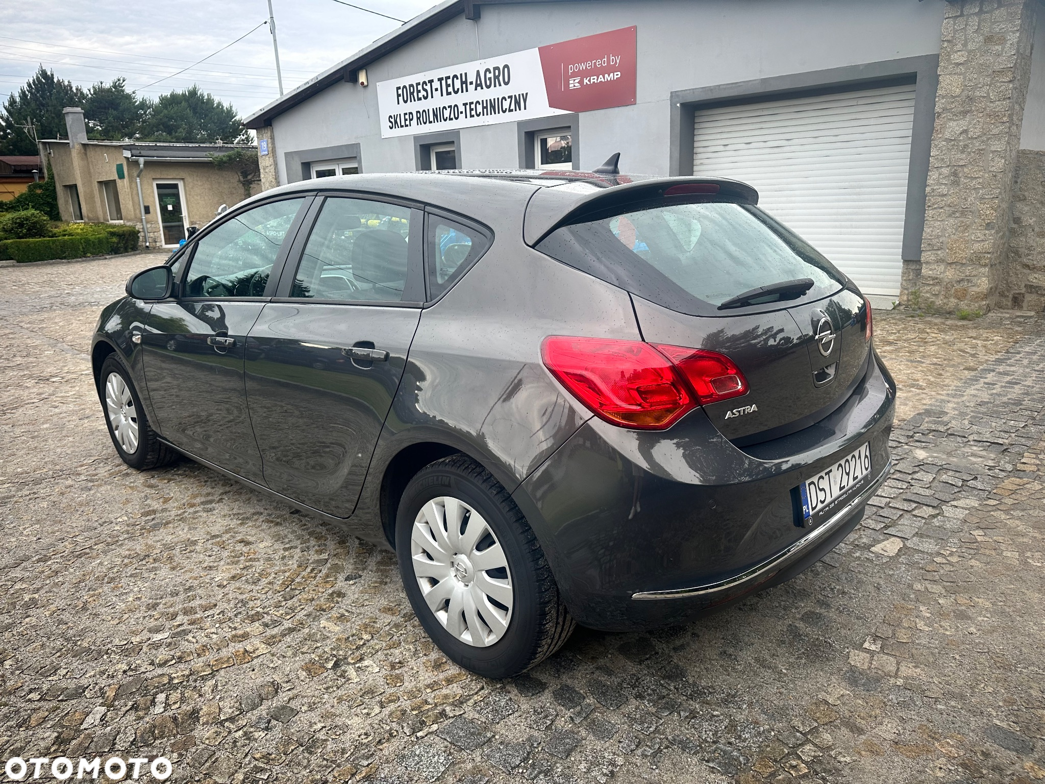 Opel Astra 1.4 Turbo Edition - 12