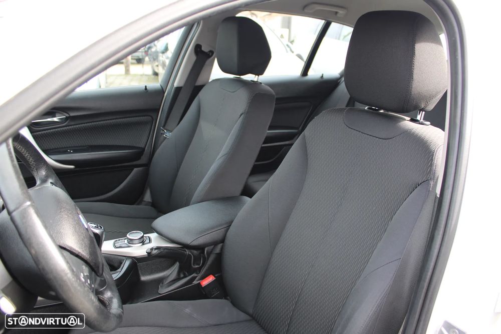 BMW 116 d Line Sport - 25