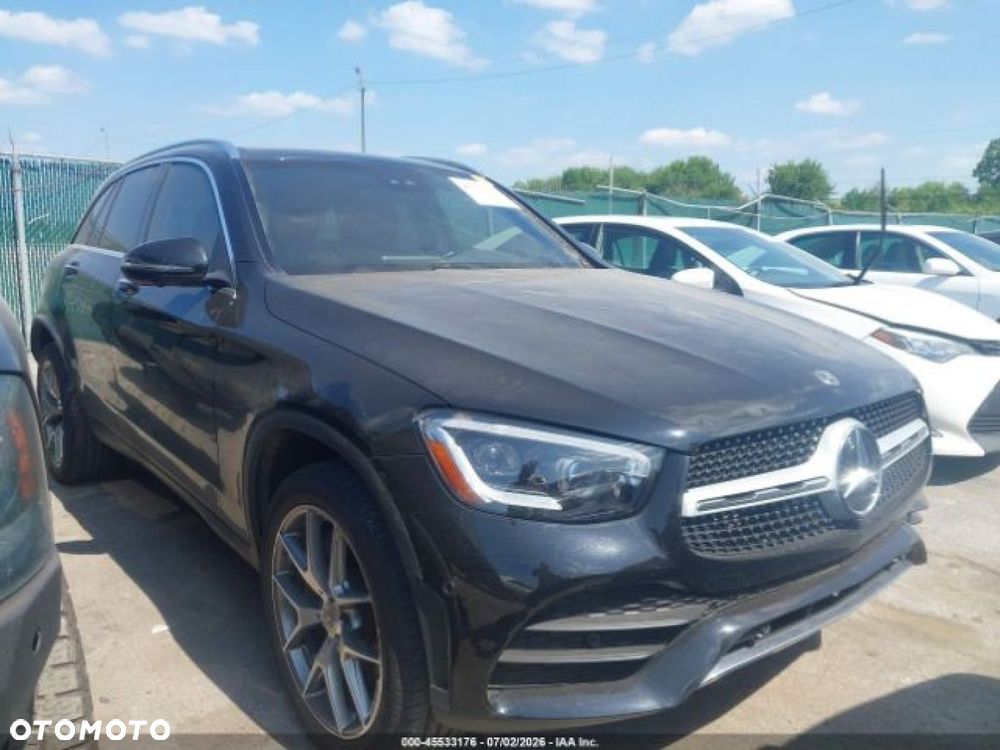 Mercedes-Benz GLC - 3