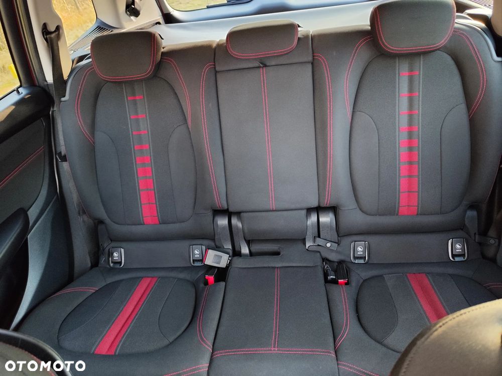BMW Seria 2 218d Sport Line - 22