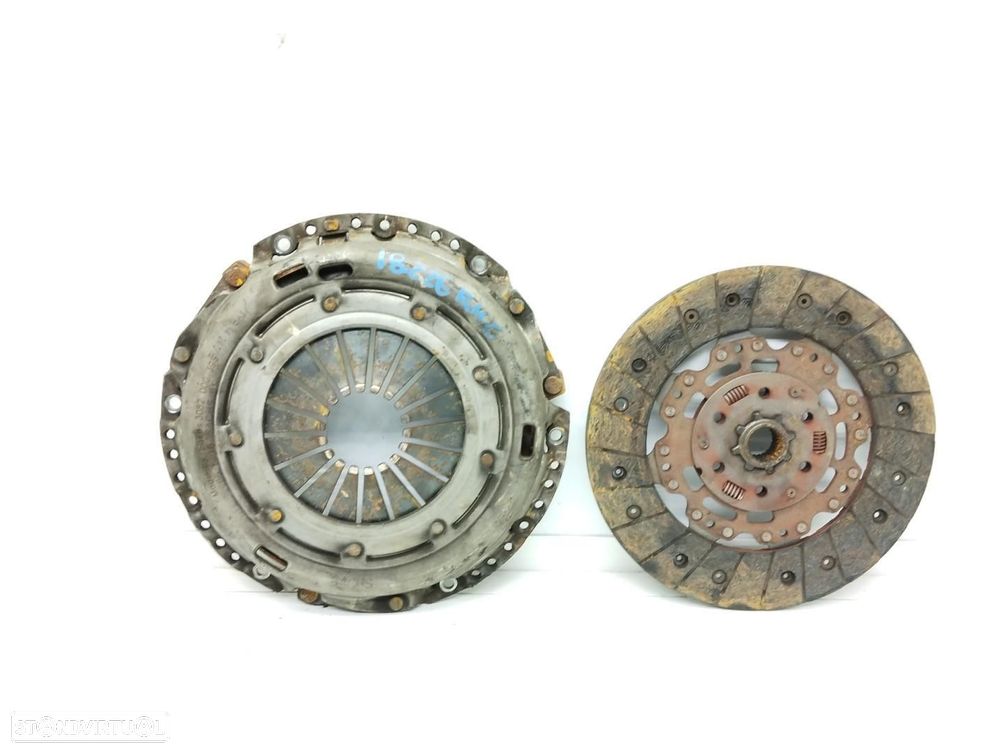 KIT DE EMBRAIAGEM VOLKSWAGEN PASSAT BERLINA 3C2 - 1