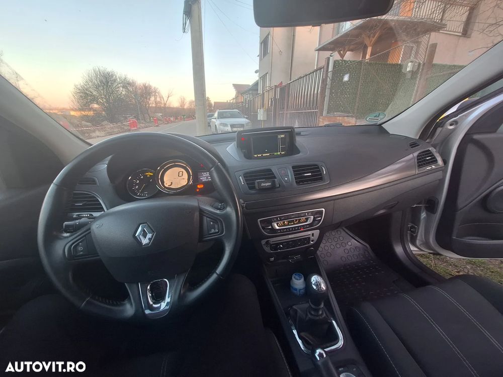 Renault Megane ENERGY dCi 110 Start & Stop LIMITED - 6