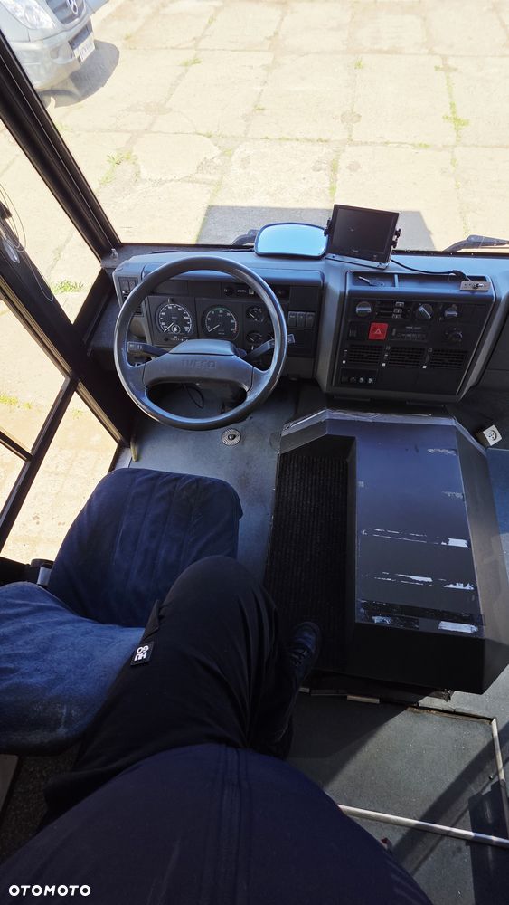 Iveco ML 100 E15 Foodtruck - 4