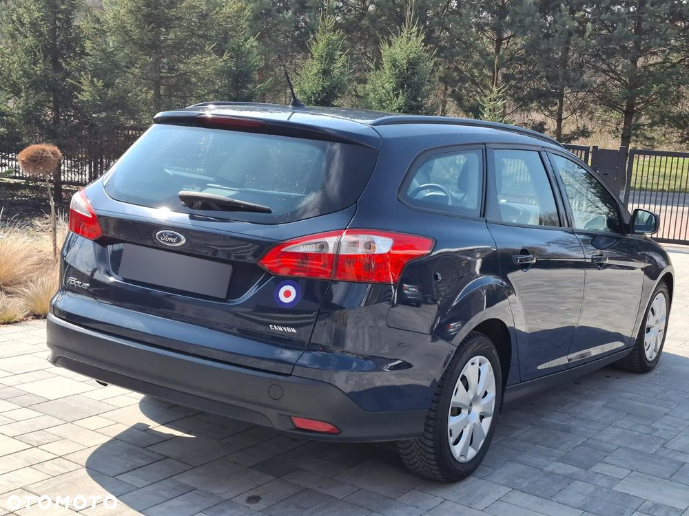 Ford Focus 1.6 TDCi DPF Start-Stopp-System SYNC Edition - 8
