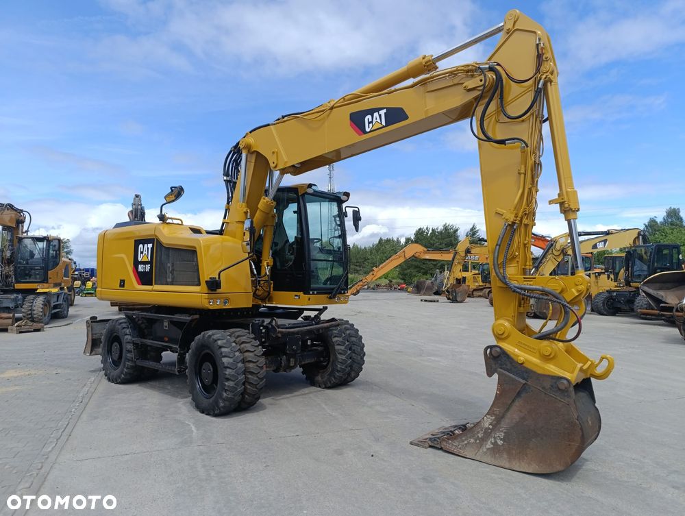 Caterpillar M318 - 4