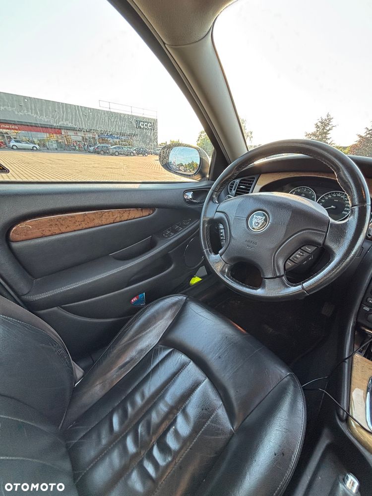 Jaguar X-Type 3.0 High - 18