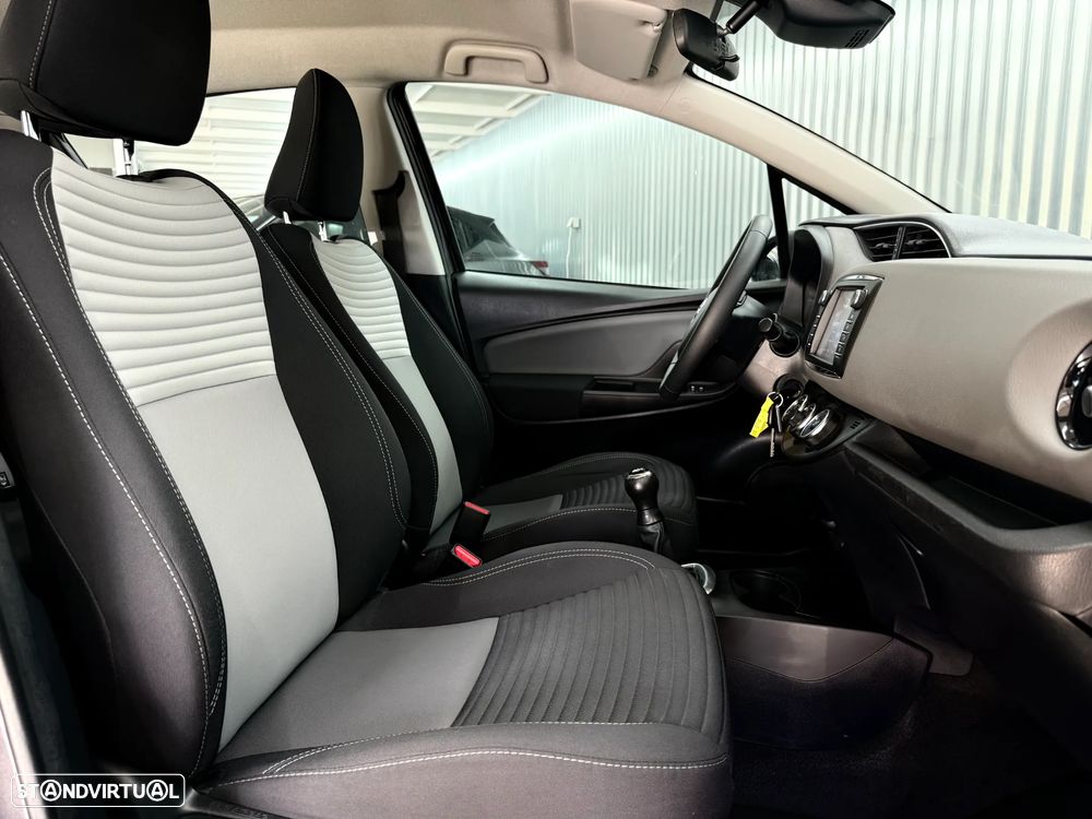 Toyota Yaris 1.0 VVT-i ACtive - 19