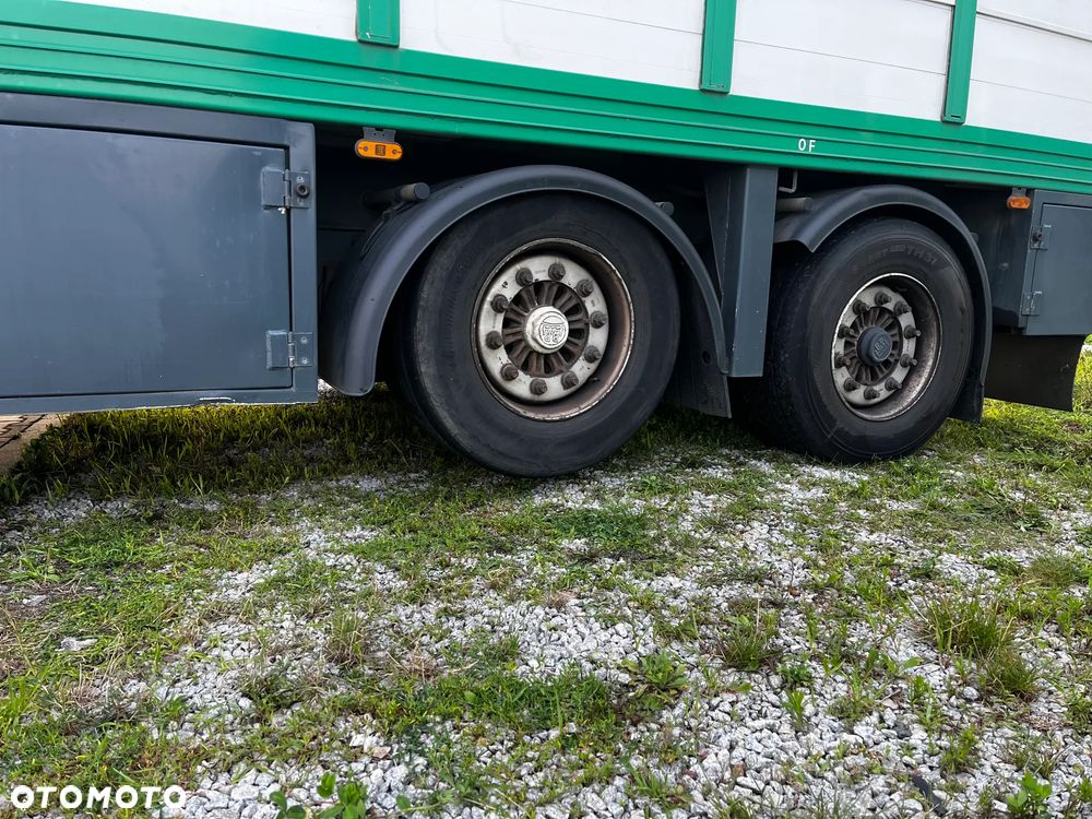 Scania R490 ZESTAW DO PRZEWOZU ŻYWCA/GUITTON/3 POKŁADY/DACH PODNOSZONY/OŚ PODNOSZONA SKRĘTNA/PRZEJAZDOWY - 12