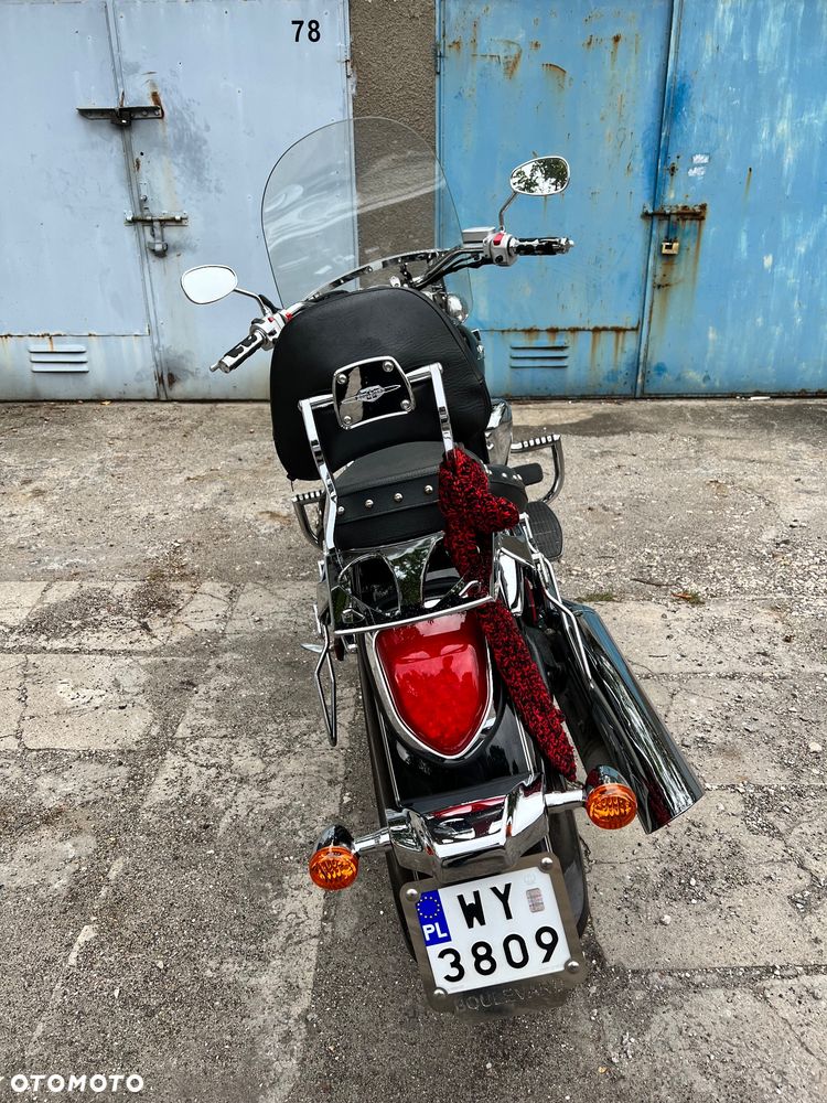 Suzuki VL 800 Volusia - Boulevard C50 - 24