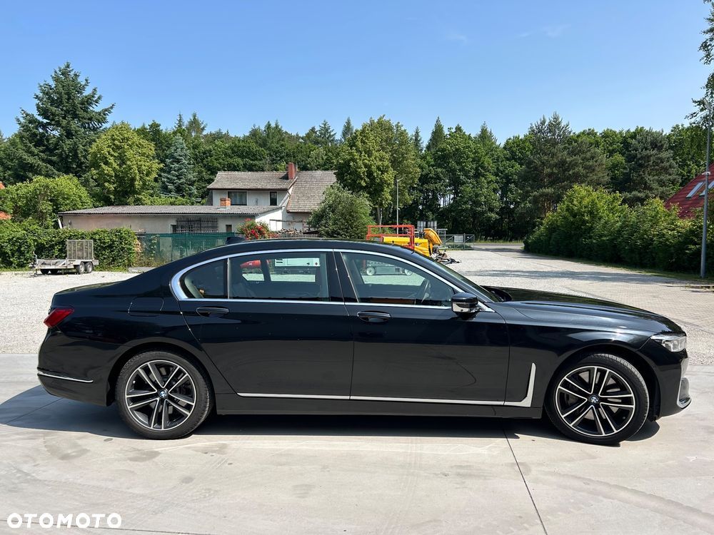 BMW Seria 7 750Li xDrive - 1