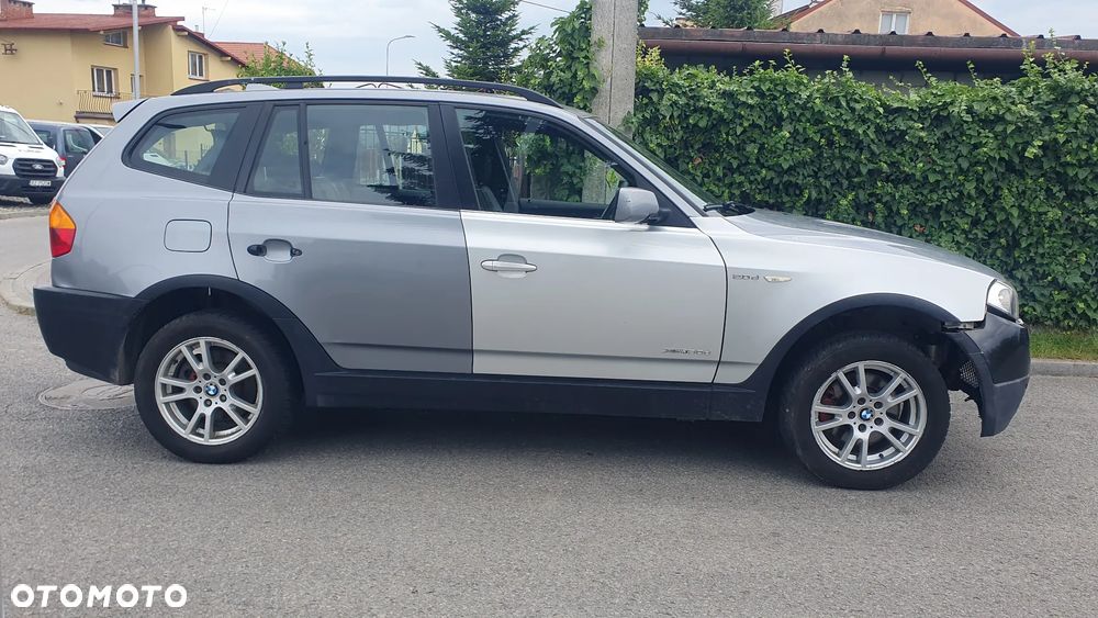 BMW X3 2.0d - 12