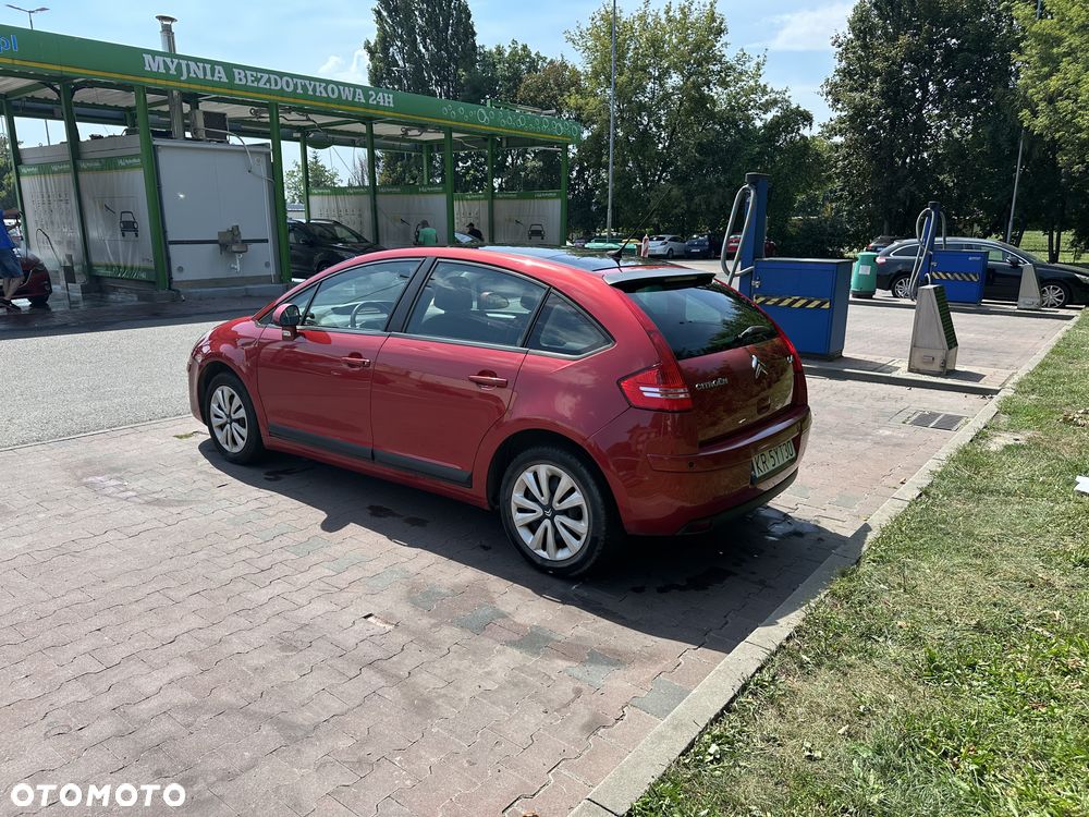 Citroën C4 VTi 120 Exclusive - 4