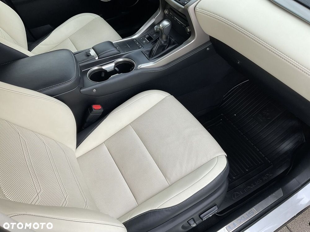 Lexus NX 300 Prestige AWD - 10