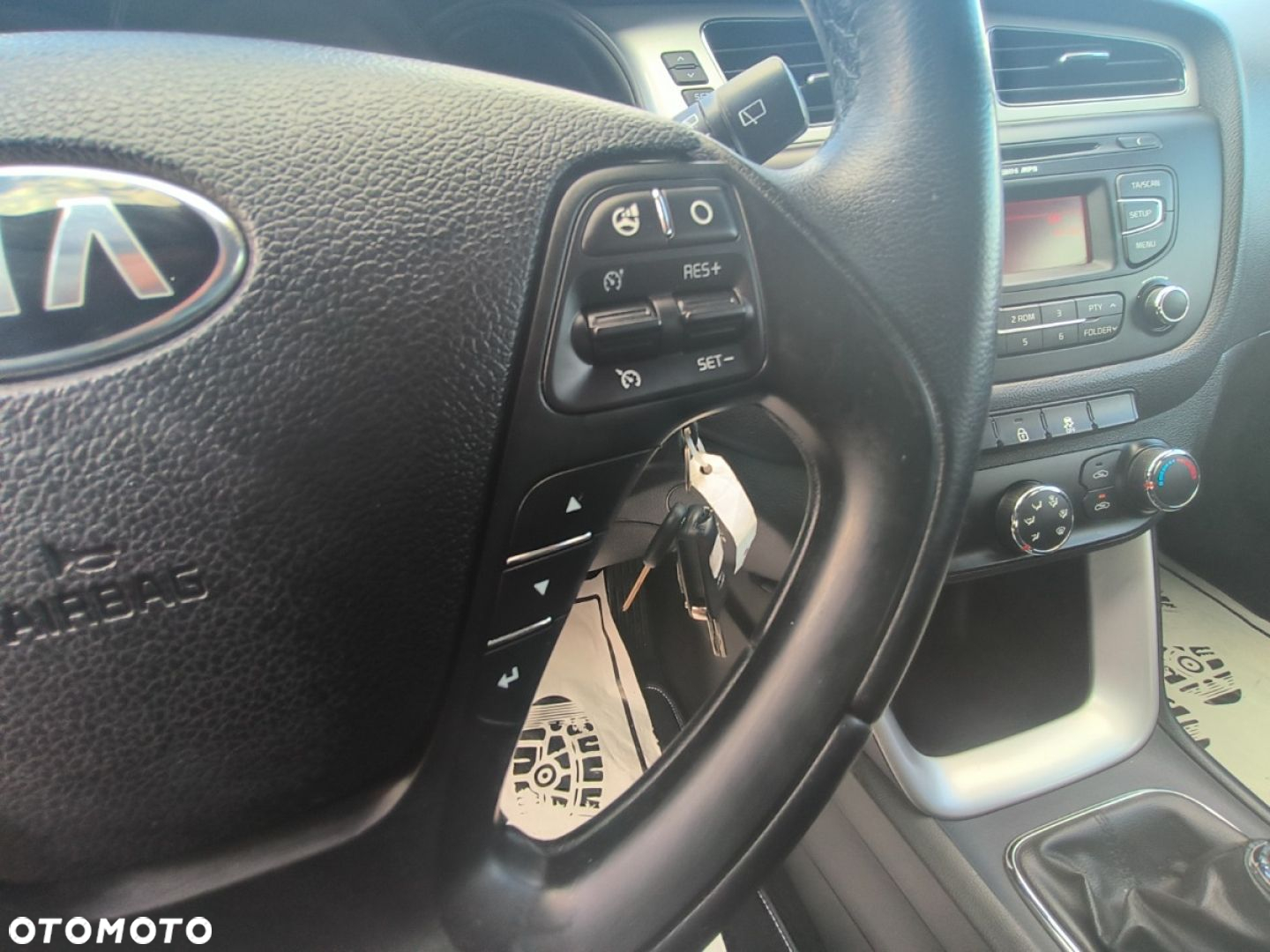 Kia Ceed - 11