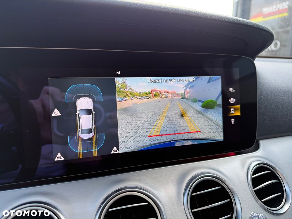 Mercedes-Benz Klasa E 220 d Avantgarde - 25