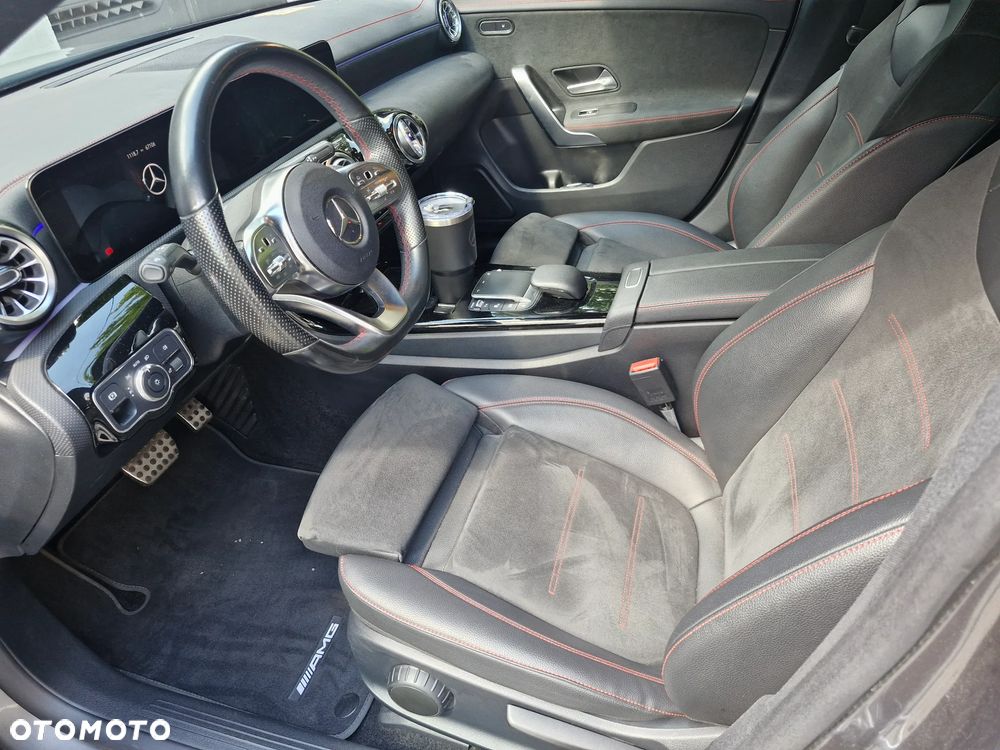 Mercedes-Benz CLA 250 7G-DCT AMG Line - 7