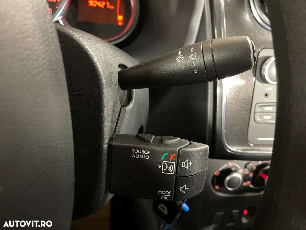 Dacia Logan 1.5 Blue dCi Laureate - 18