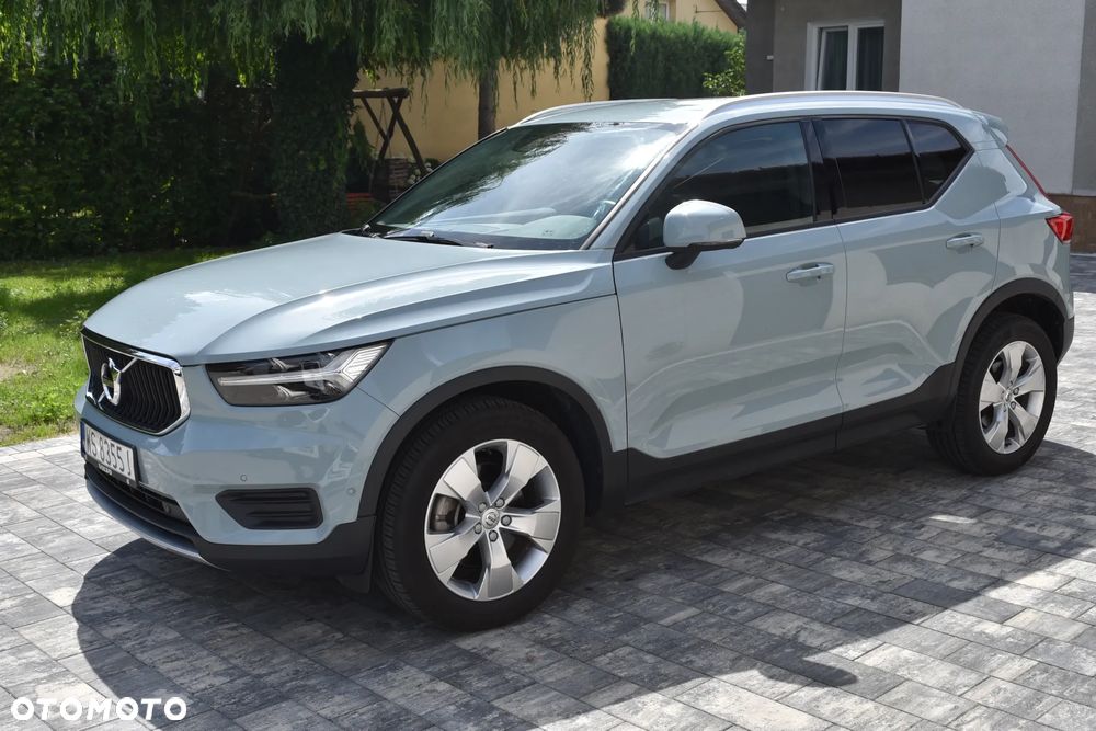 Volvo XC 40 T5 AWD Geartronic Momentum Pro - 2