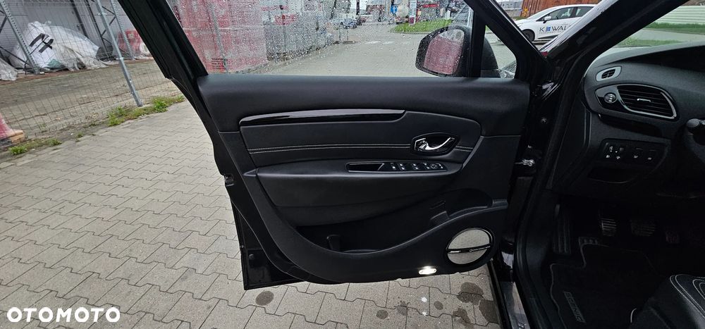 Renault Scenic 1.6dCi Energy Bose Edition - 23