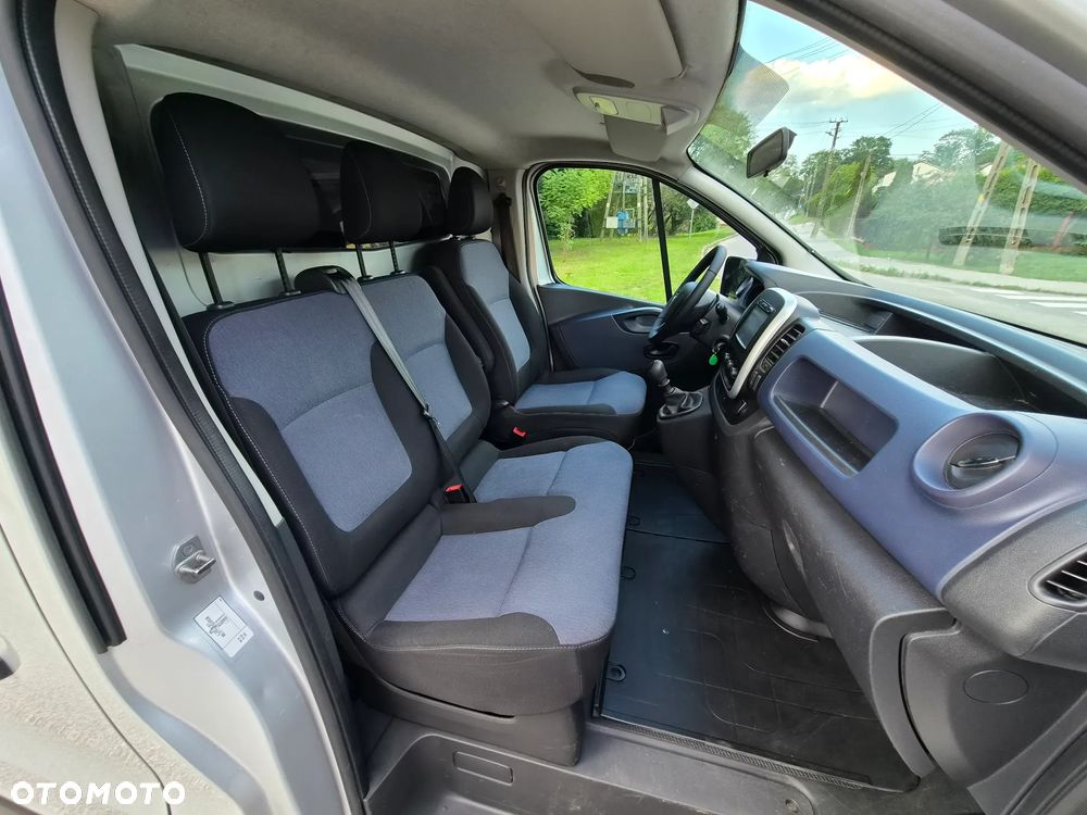 Opel Vivaro - 30