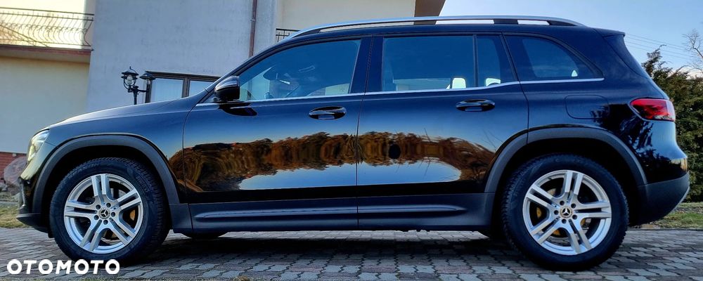 Mercedes-Benz GLB 200 Progressive 7G-DCT - 2