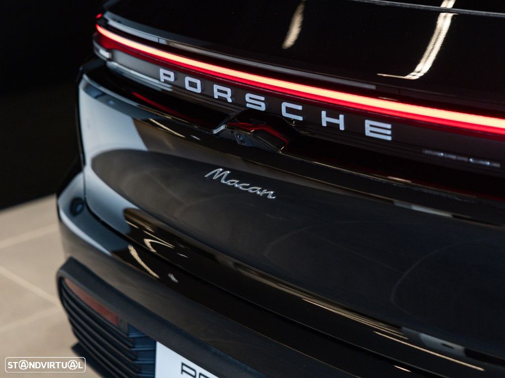 Porsche Macan Electric - 19